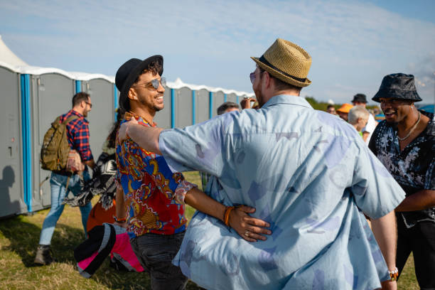 Best Luxury portable toilet rental  in Barrington Hls, IL